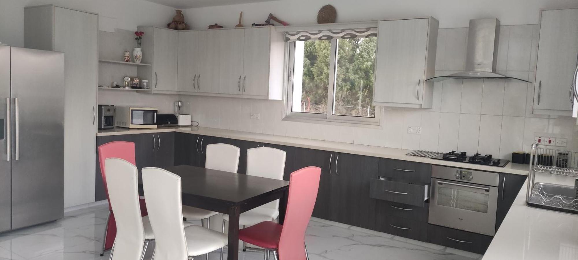 Kiti Village Villa, Cyprus, Salt-Water Pool, 6 Bedrooms, Larnaca Екстер'єр фото